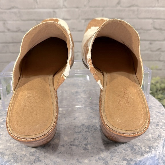 Crown Vintage “Galiena” Tan & White Cow Print Square Toe Mules WMS 6.5M✨VGUC - Picture 6 of 9